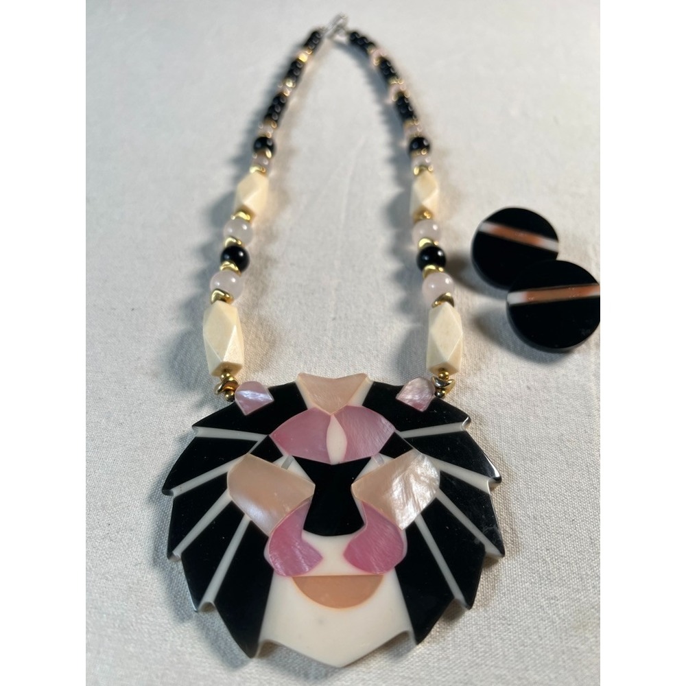 VTG Lee Sands Mosaic Lion MOP Inlaid Beaded Necklace and Pierced Earrings - BOHO